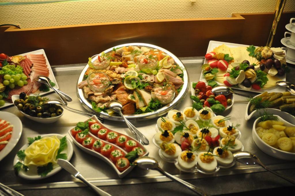 City Hotel אשרסלבן מראה חיצוני תמונה