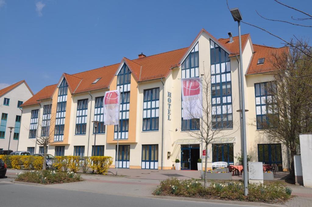 City Hotel אשרסלבן מראה חיצוני תמונה