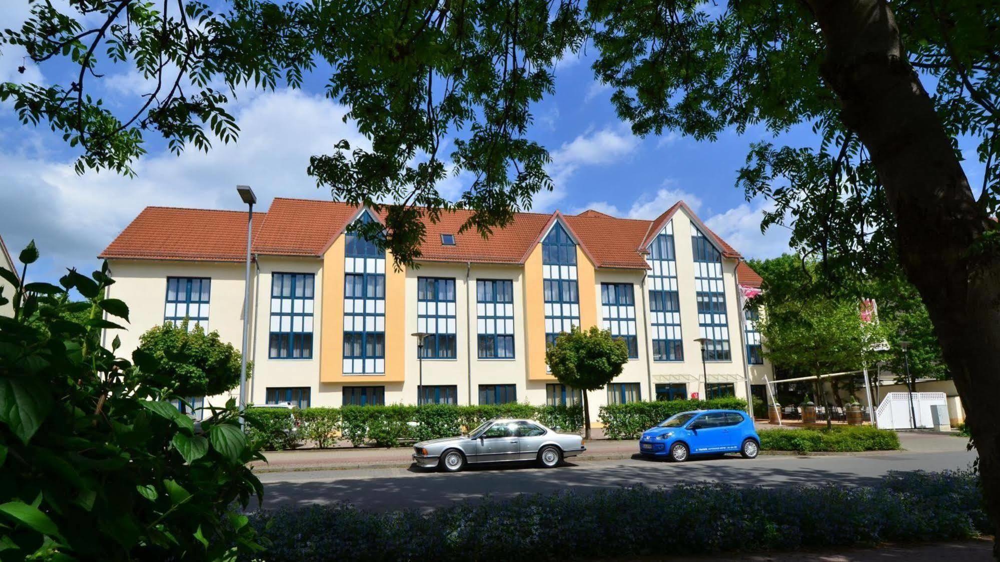 City Hotel אשרסלבן מראה חיצוני תמונה