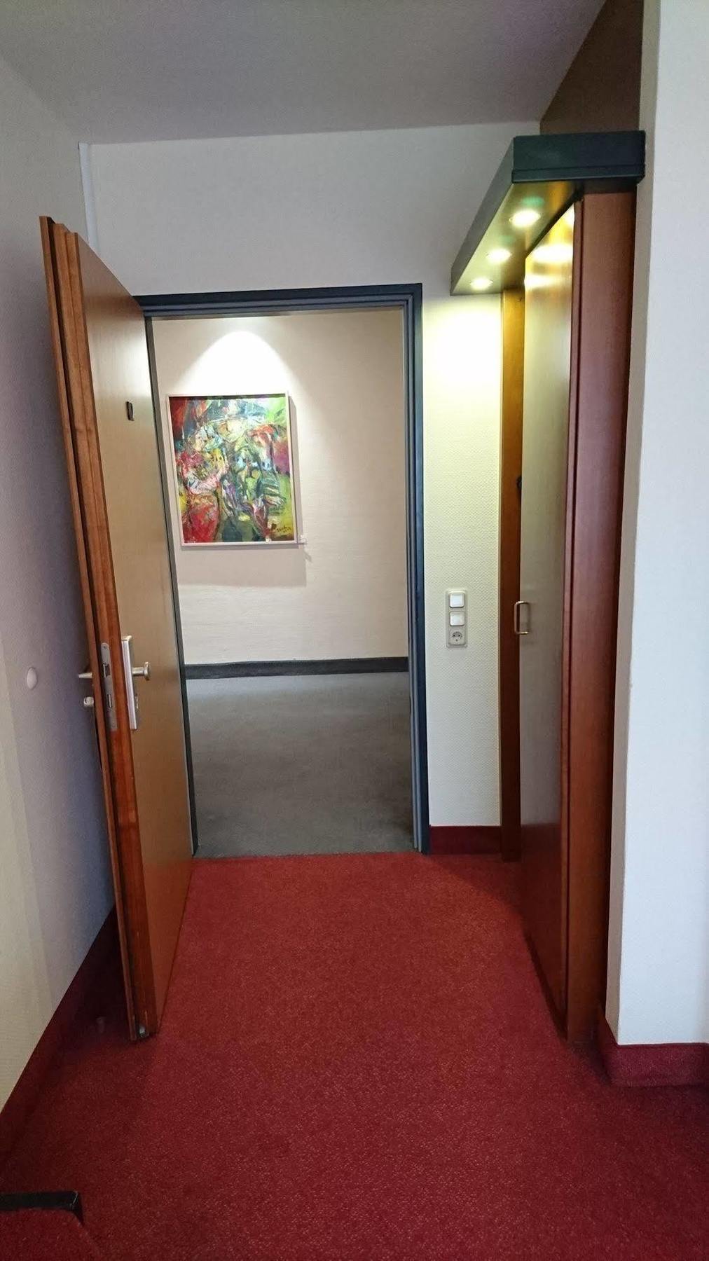 City Hotel אשרסלבן מראה חיצוני תמונה
